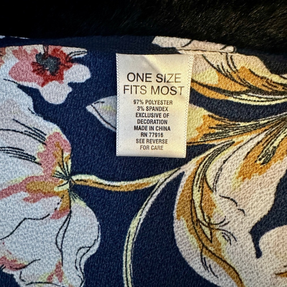 OS Floral Duster - Picture 4 of 5